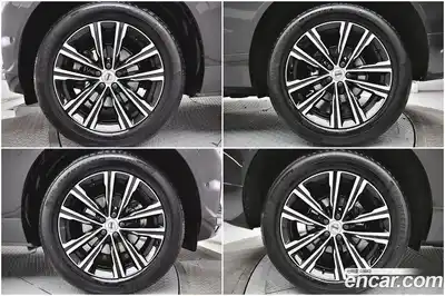 Volvo XC60 2022 2.0 Автомат в Москве № 164800, миниатюра 5