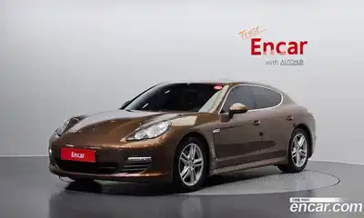 Porsche Panamera, 2010