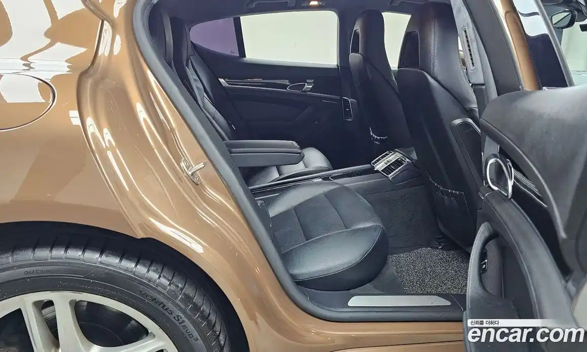 Porsche Panamera 2010 4.8 Автомат в Москве № 165508, фото 12