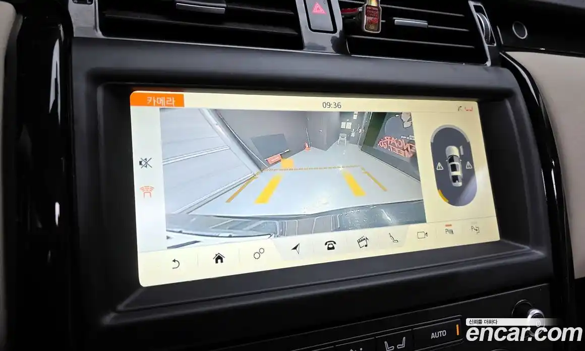 Land Rover Discovery 2020 2.0 Автомат в Москве № 166502, фото 16