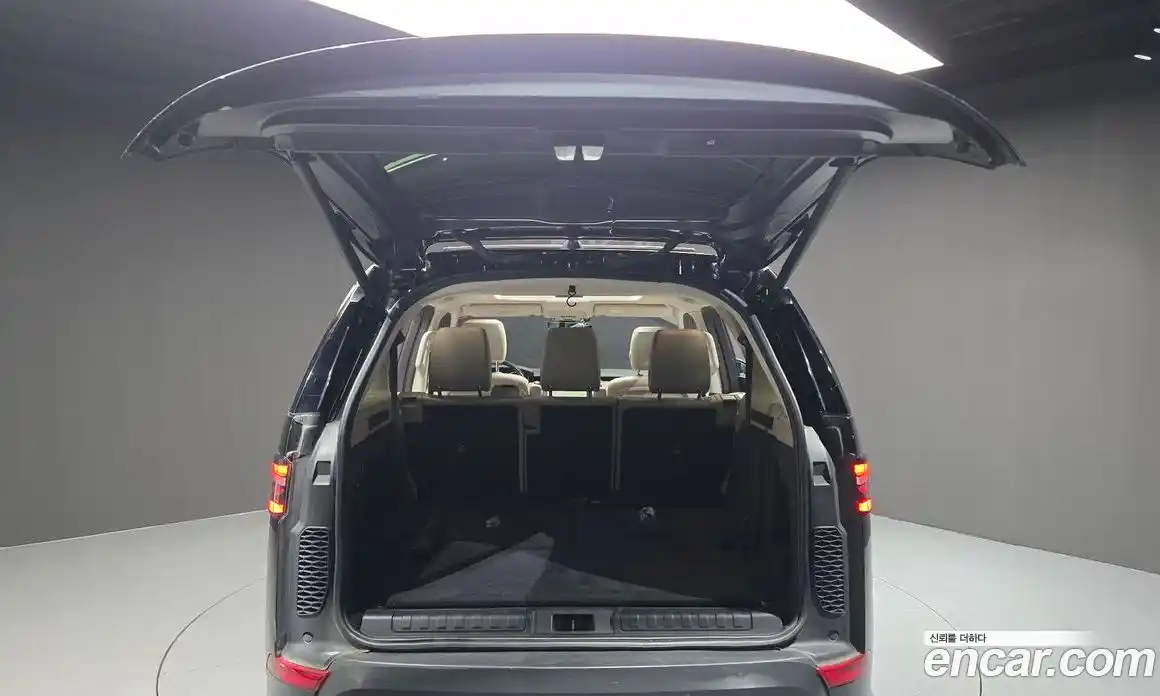 Land Rover Discovery 2020 2.0 Автомат в Москве № 166502, фото 20