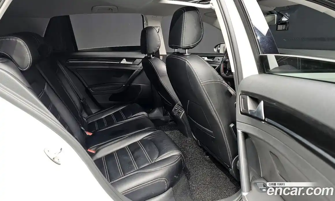 Volkswagen Golf 2016 2.0 Автомат в Москве № 169016, фото 11