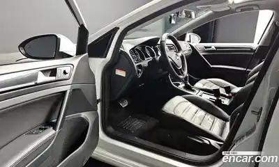 Volkswagen Golf 2016 2.0 Автомат в Москве № 169016, миниатюра 12