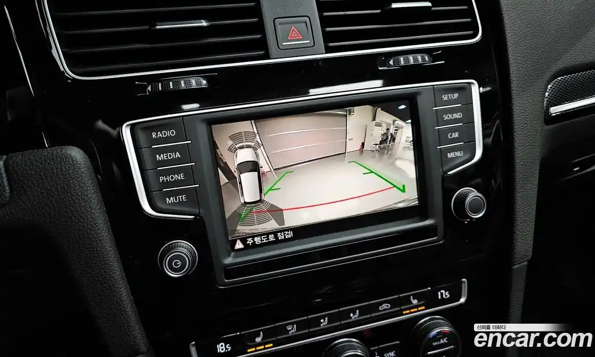 Volkswagen Golf 2016 2.0 Автомат в Москве № 169016, фото 17