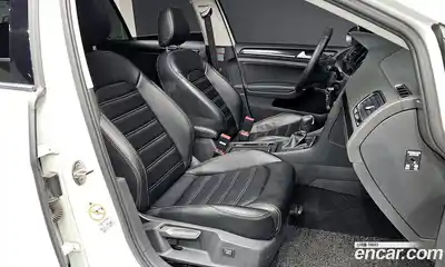 Volkswagen Golf 2016 2.0 Автомат в Москве № 169016, миниатюра 10