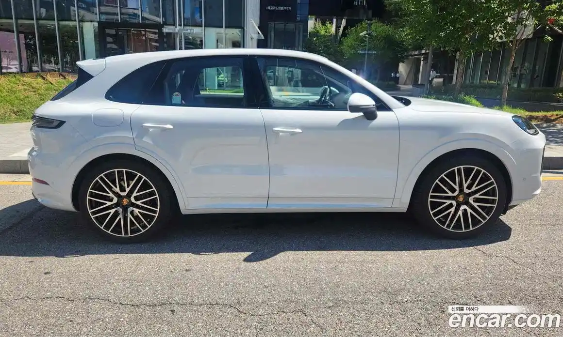 Porsche Cayenne 2026 3.0 Автомат в Москве № 197781, фото 12