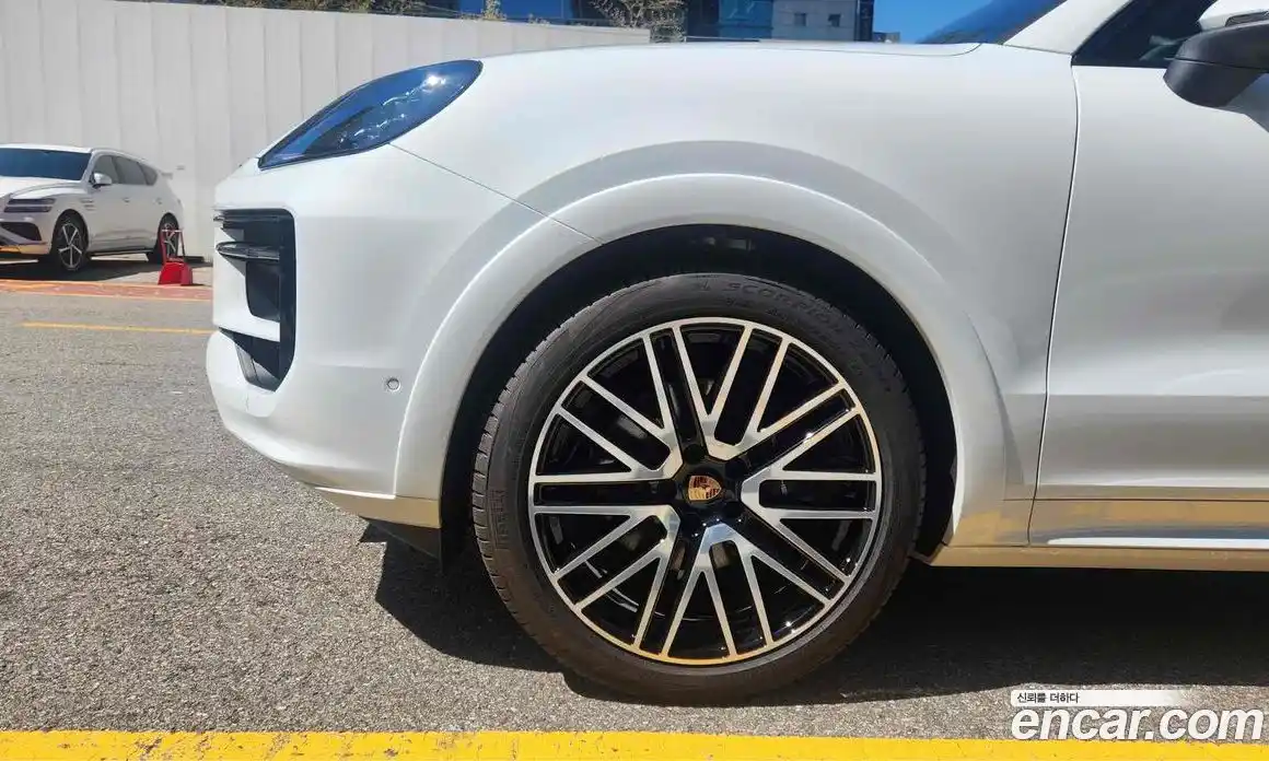 Porsche Cayenne 2026 3.0 Автомат в Москве № 197781, фото 4