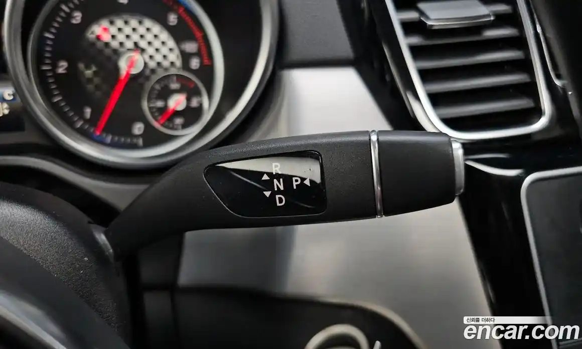 Mercedes-Benz GLE-Class 2018 3.0 Автомат в Москве № 229532, фото 9