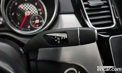 Mercedes-Benz GLE-Class 2018 3.0 Автомат в Москве № 229532, миниатюра 9