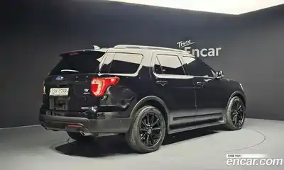Ford Explorer 2016 3.5 Автомат в Москве № 273464, миниатюра 2