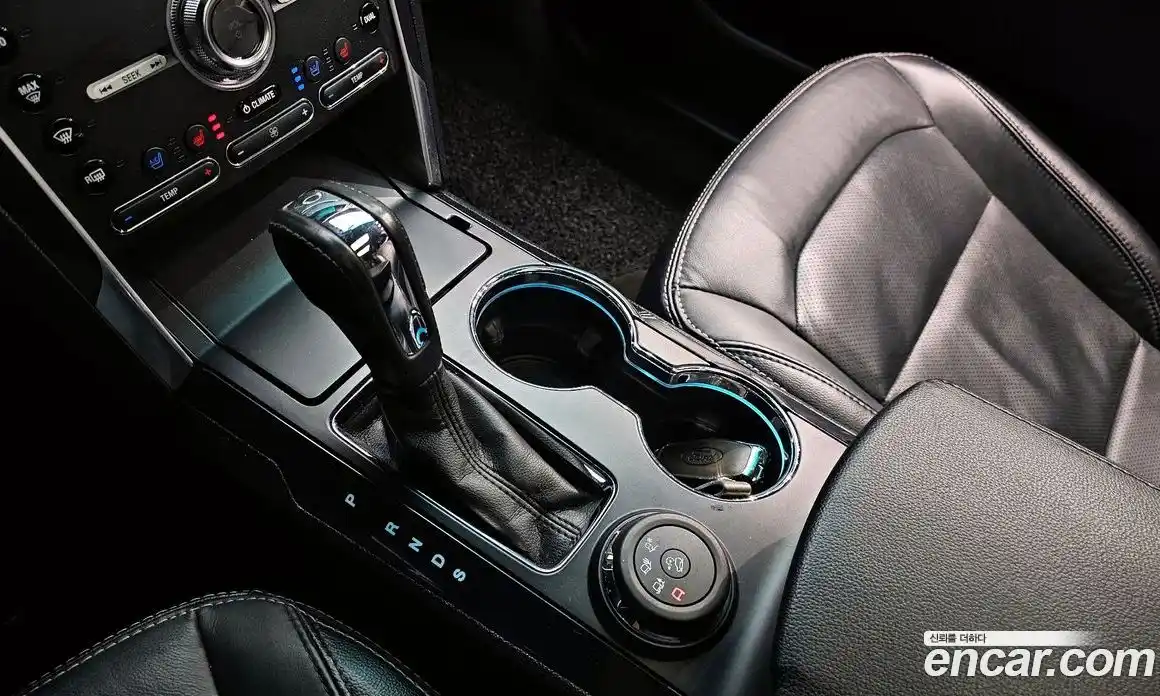 Ford Explorer 2016 3.5 Автомат в Москве № 273464, фото 9