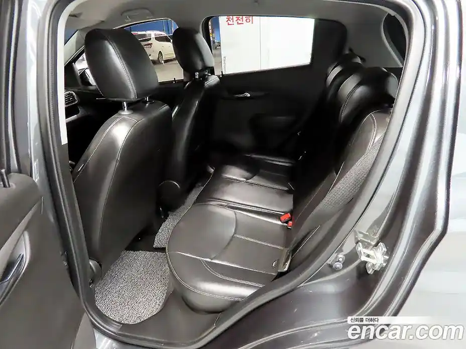 Chevrolet Spark 2018 1.0 Автомат в Москве № 37761, фото 12