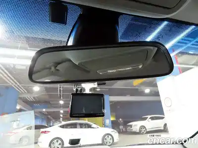 Renault SM3 2011 1.6 Автомат в Москве № 424238, миниатюра 11