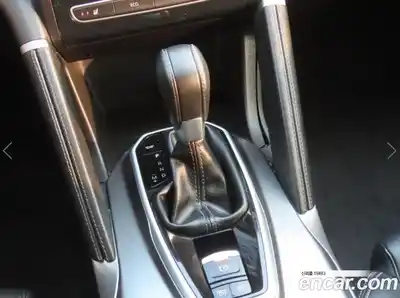 Renault QM6 2023 2.0 Автомат в Москве № 536836, миниатюра 10