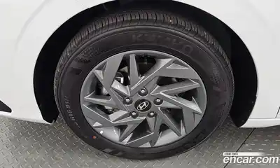 Hyundai Avante 2026 1.6 Автомат в Москве № 582058, миниатюра 4