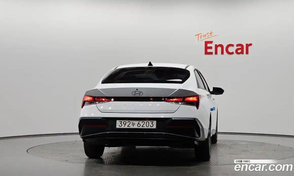 Hyundai Avante 2026 1.6 Автомат в Москве № 582159, фото 3