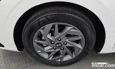 Hyundai Avante 2026 1.6 Автомат в Москве № 582159, миниатюра 4