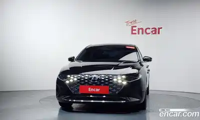 Hyundai Grandeur 2020 2.5 Автомат в Москве № 582379, миниатюра 2