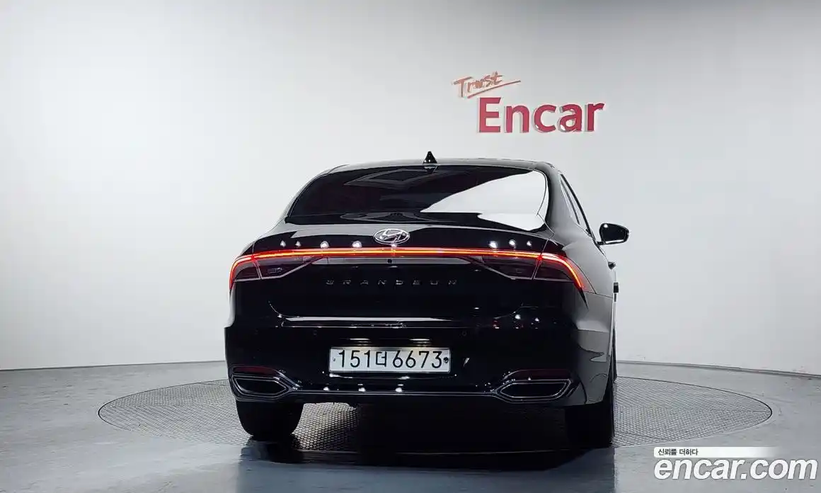 Hyundai Grandeur 2020 2.5 Автомат в Москве № 582379, фото 3