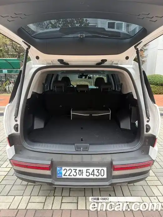 Hyundai Santa Fe 2024 1.6 Автомат в Москве № 582685, фото 9