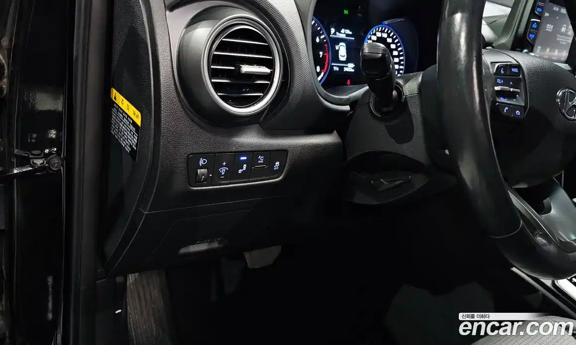 Hyundai Kona 2019 1.6 Автомат в Москве № 582736, фото 18