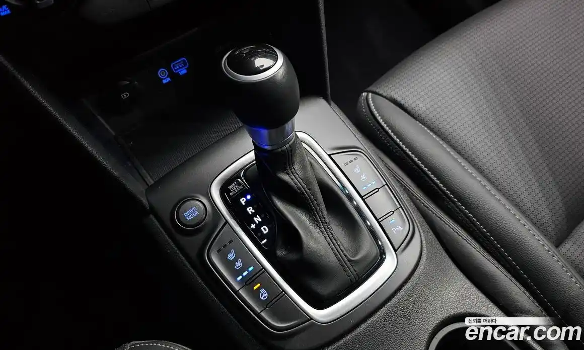 Hyundai Kona 2019 1.6 Автомат в Москве № 582736, фото 9