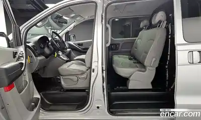 Hyundai Starex 2021 2.5 Автомат в Москве № 582842, миниатюра 10