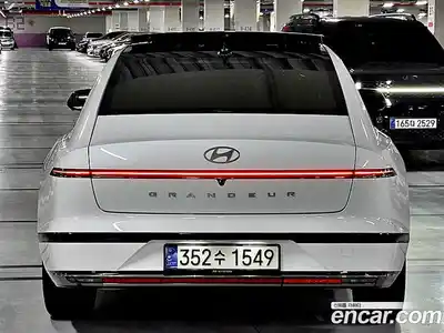 Hyundai Grandeur 2023 1.6 Автомат в Москве № 582932, миниатюра 12