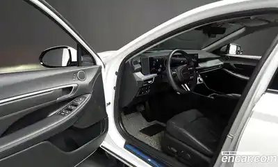 Hyundai Sonata 2024 1.6 Автомат в Москве № 583068, миниатюра 12