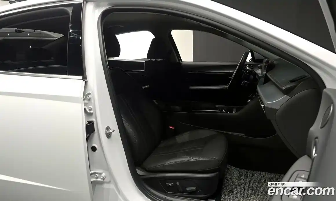 Hyundai Sonata 2024 1.6 Автомат в Москве № 583068, фото 14