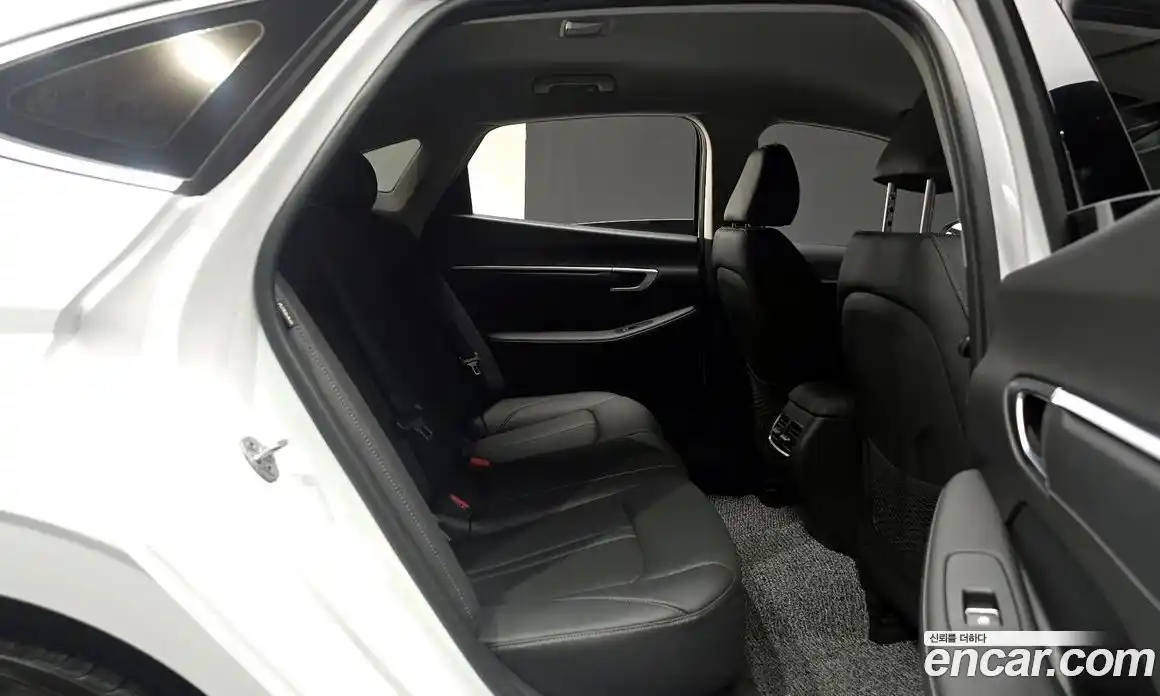 Hyundai Sonata 2024 1.6 Автомат в Москве № 583068, фото 15