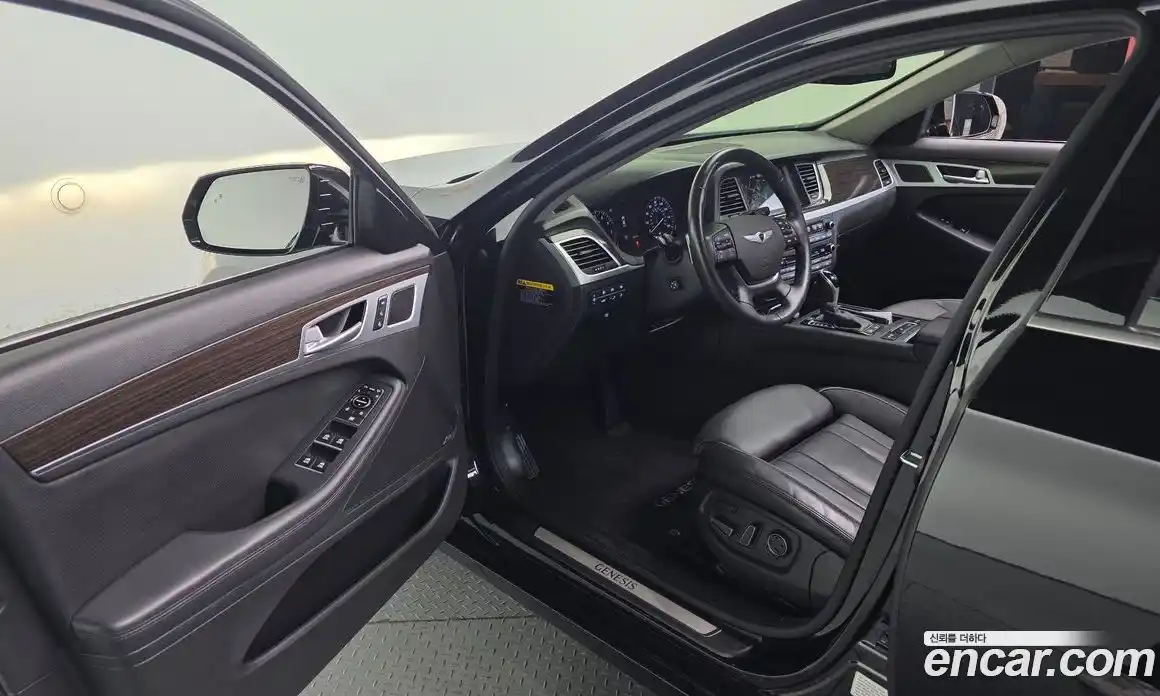 Hyundai Genesis 2015 3.8 Автомат в Москве № 583094, фото 11