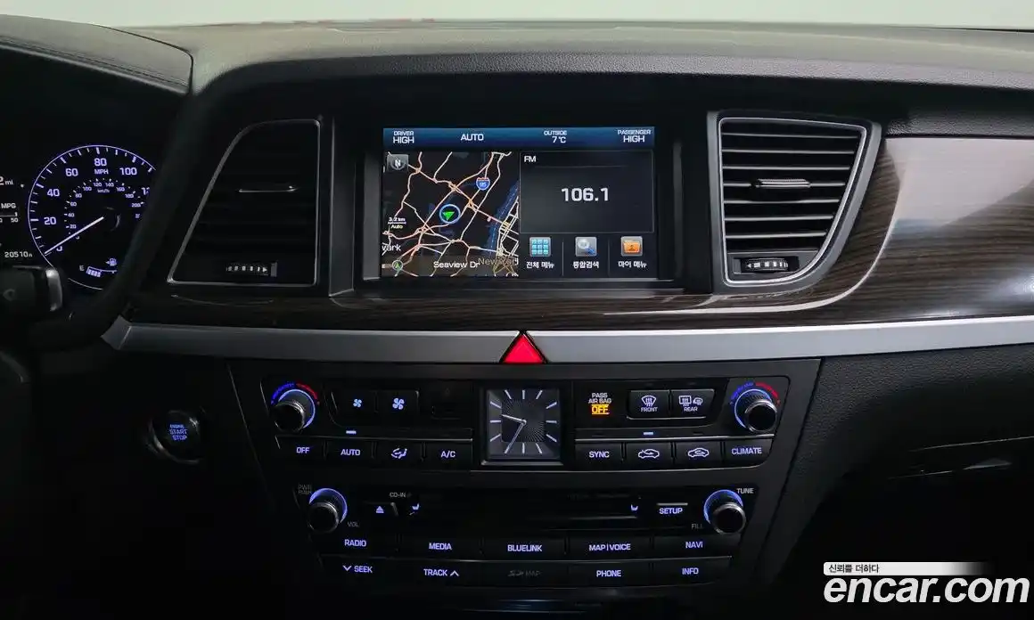 Hyundai Genesis 2015 3.8 Автомат в Москве № 583094, фото 14