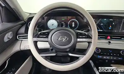 Hyundai Avante 2023 1.6 Автомат в Москве № 583345, миниатюра 12