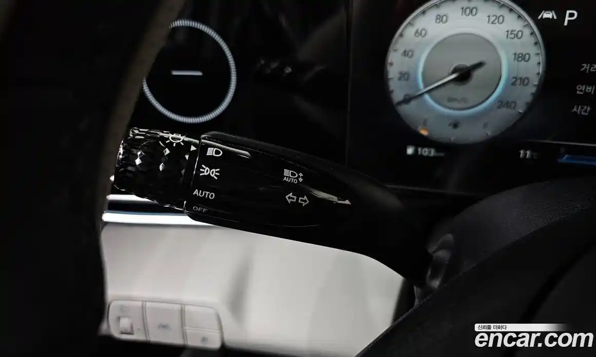 Hyundai Avante 2023 1.6 Автомат в Москве № 583345, фото 16