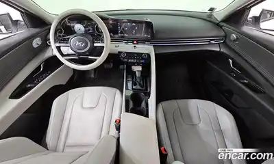 Hyundai Avante 2023 1.6 Автомат в Москве № 583345, миниатюра 6