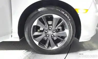 Honda Odyssey 2022 3.5 Автомат в Москве № 584600, миниатюра 5