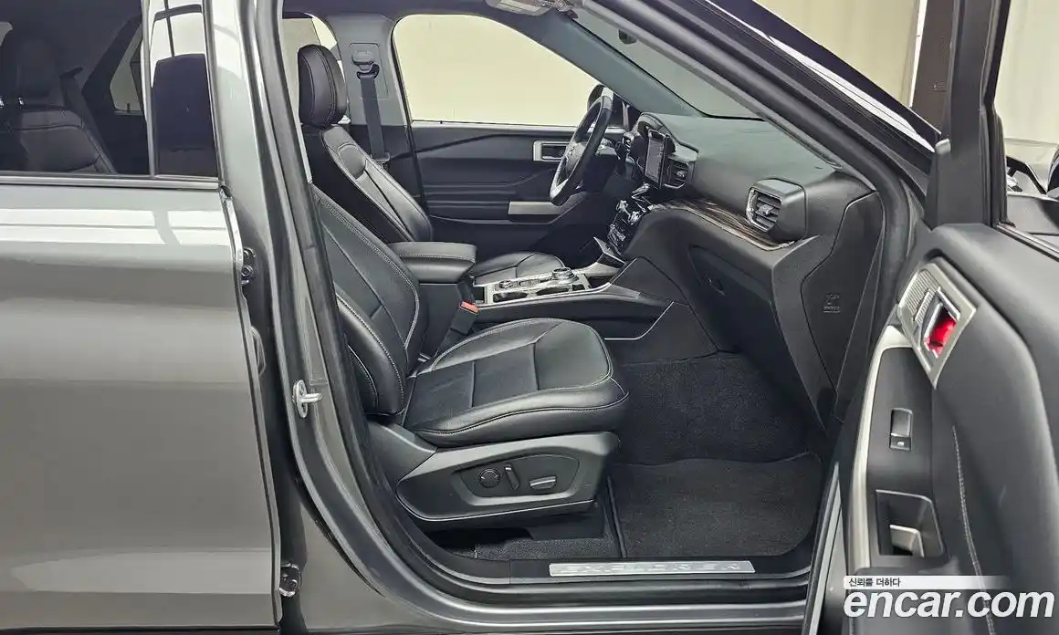 Ford Explorer 2023 2.3 Автомат в Москве № 584786, фото 11