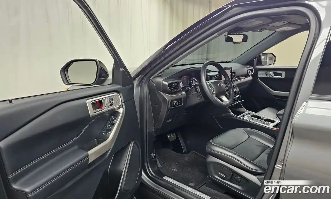 Ford Explorer 2023 2.3 Автомат в Москве № 584786, фото 10