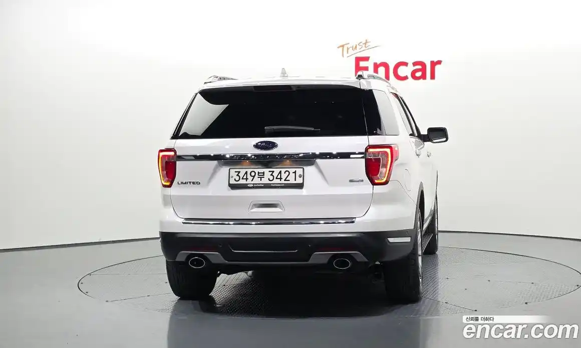 Ford Explorer 2019 2.3 Автомат в Москве № 584964, фото 4