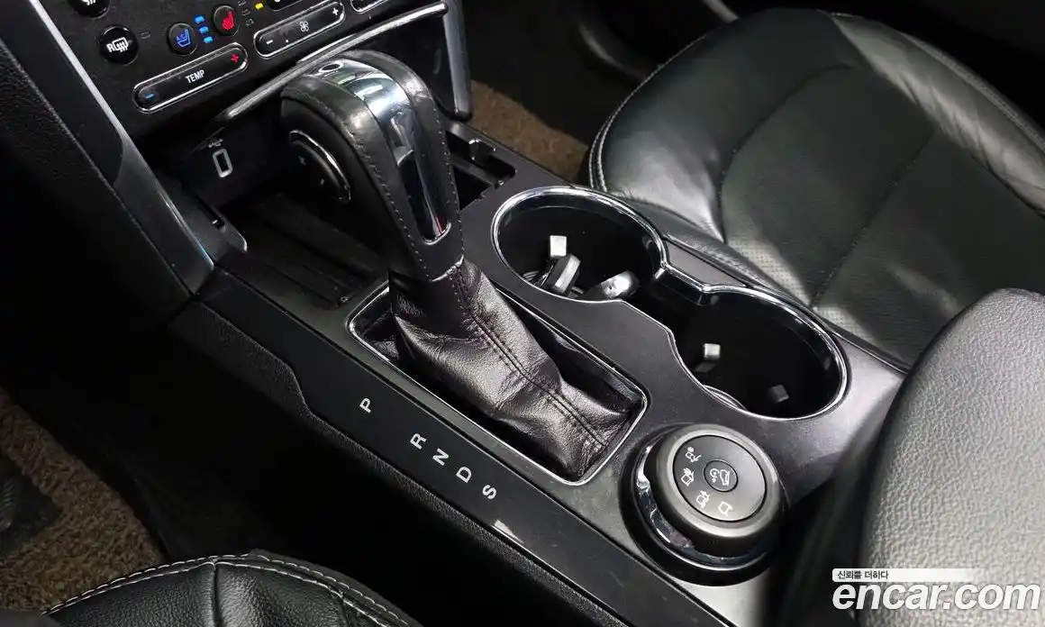 Ford Explorer 2019 2.3 Автомат в Москве № 584964, фото 9