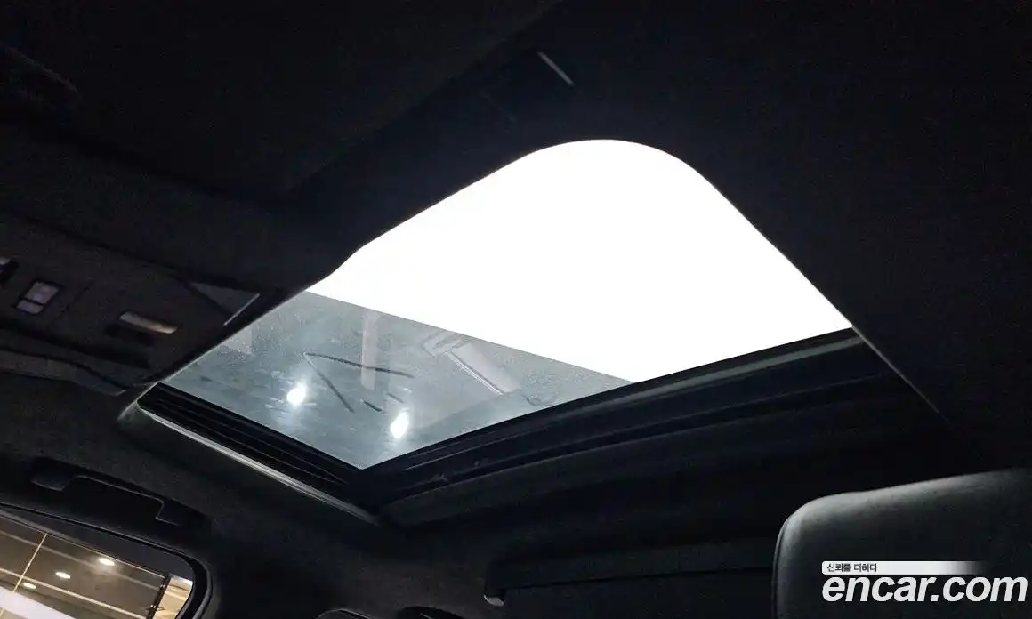 Cadillac Escalade 2018 6.2 Автомат в Москве № 585604, фото 19