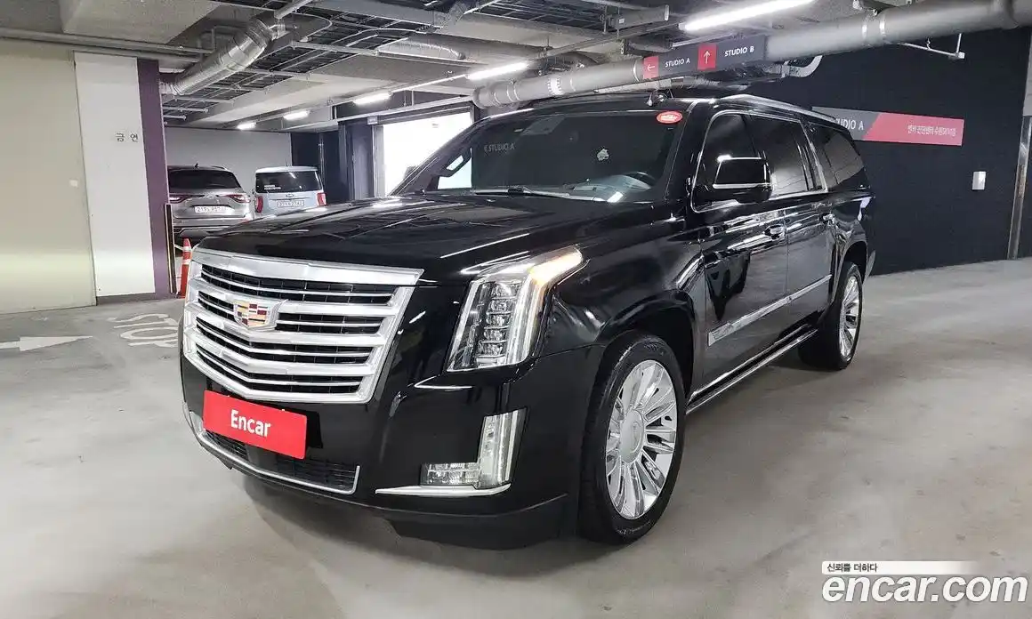 Cadillac Escalade 2016 6.2 Автомат в Москве № 585670, фото 1
