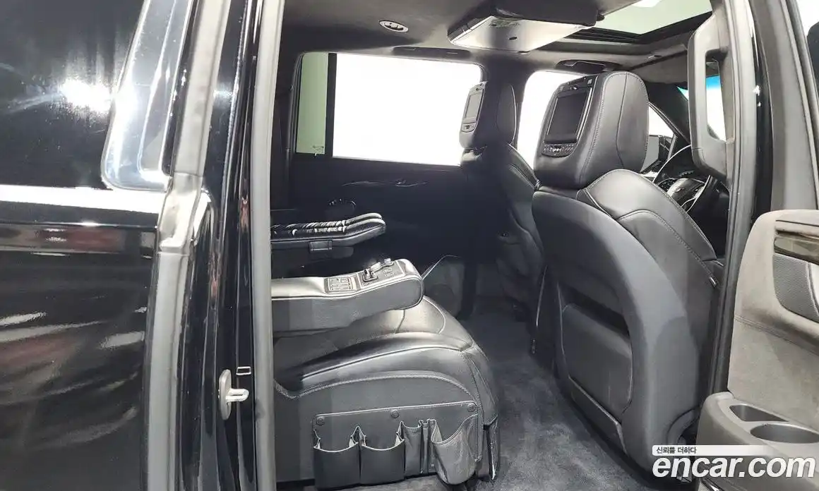 Cadillac Escalade 2016 6.2 Автомат в Москве № 585670, фото 12