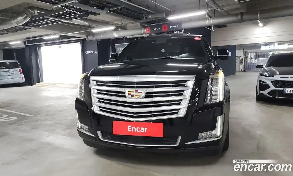 Cadillac Escalade 2016 6.2 Автомат в Москве № 585670, фото 3