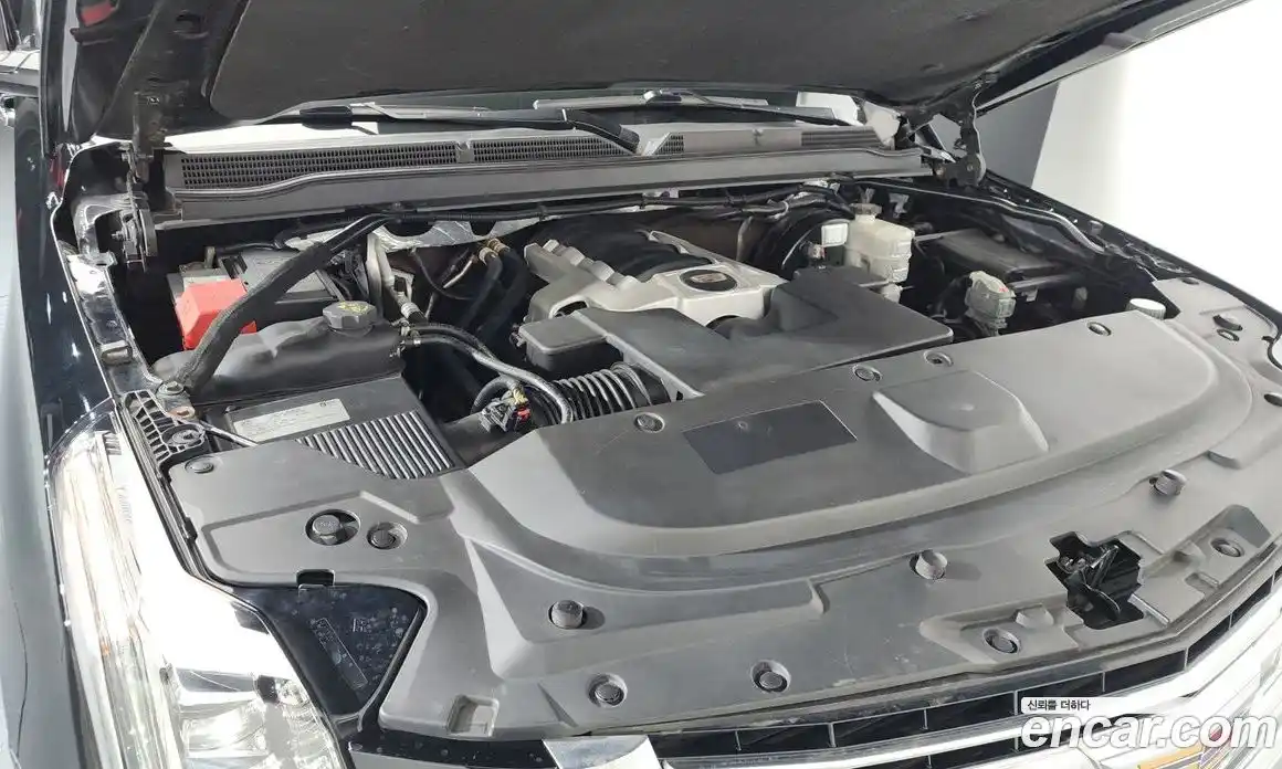 Cadillac Escalade 2016 6.2 Автомат в Москве № 585670, фото 6