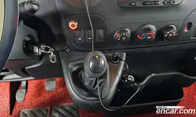 Renault Master 2020 2.3 Механическая в Москве № 586094, миниатюра 9