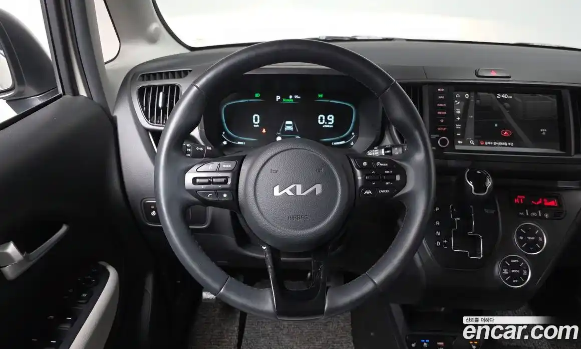 Kia Ray 2023 1.0 Автомат в Москве № 586211, фото 13