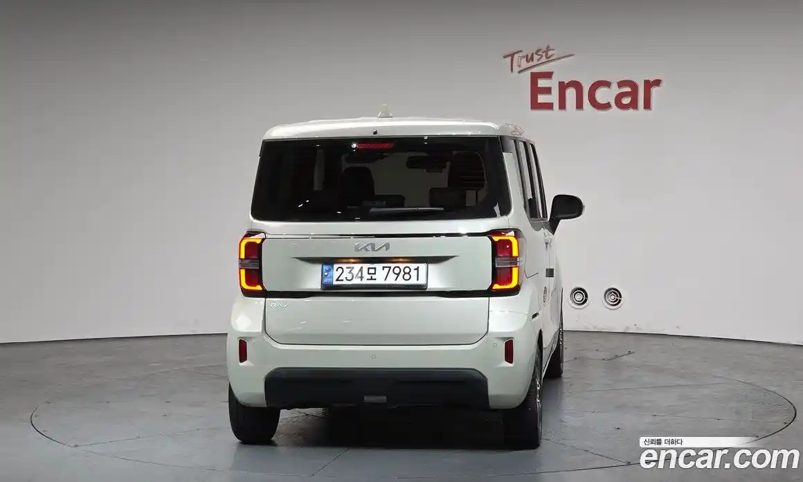 Kia Ray 2023 1.0 Автомат в Москве № 586211, фото 3