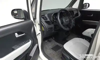 Kia Ray 2023 1.0 Автомат в Москве № 586211, миниатюра 9